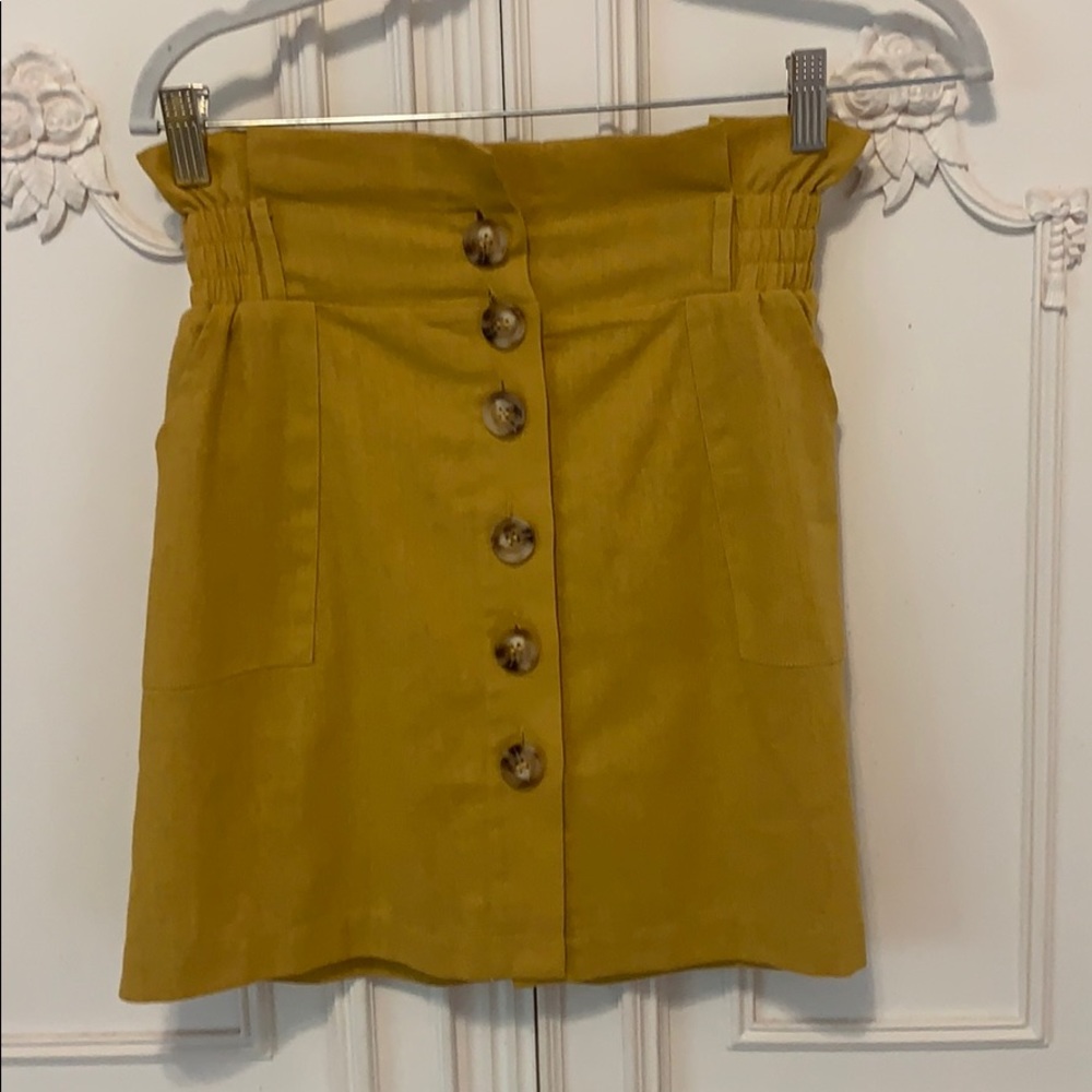 Yellow skirt